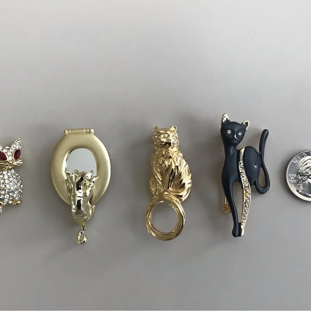 Bundle - Lot of Four Pretty Kitty Cat Pins Brooches in Gold. Tone